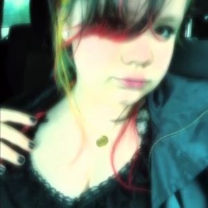 Meet your Posher, Isabella